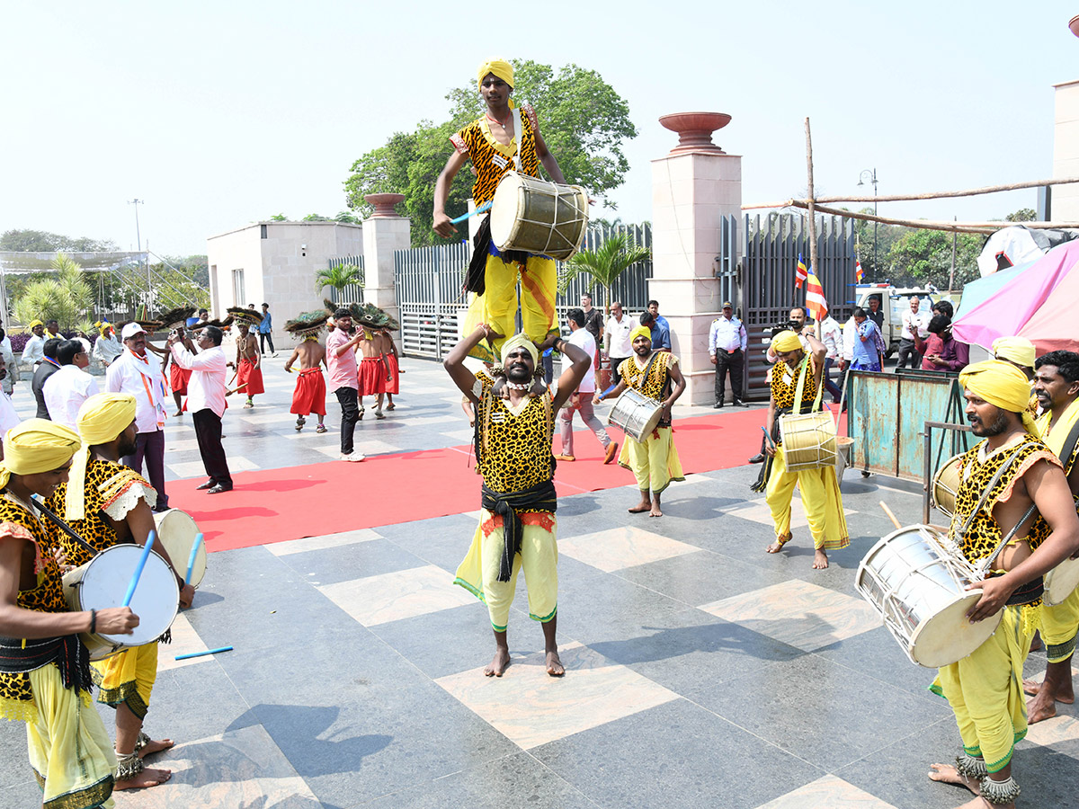 Hussain Sagar : Buddha refuge is Gachchami23