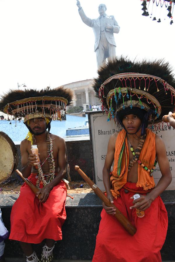 Hussain Sagar : Buddha refuge is Gachchami7