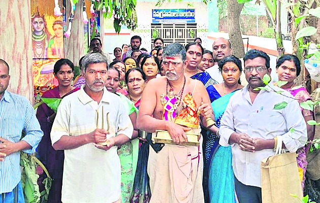 నేడు జిల్లా స్థాయి ఎడ్లబళ్ల పోటీలు 1