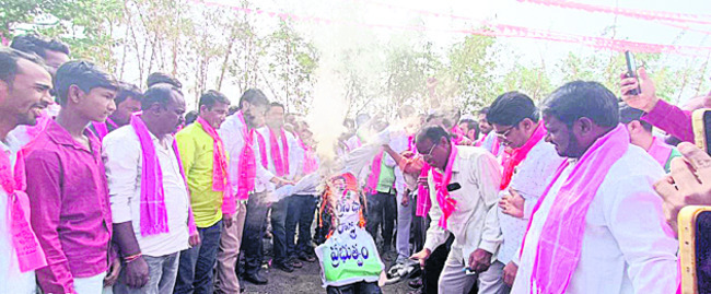 ఆశ నిరాశల పద్దు1