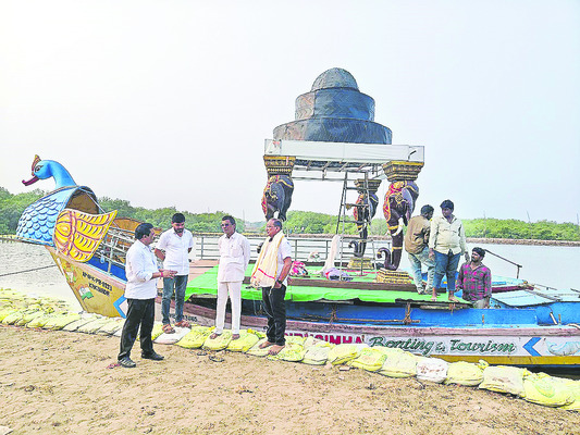 భక్తజన సాగరం..3