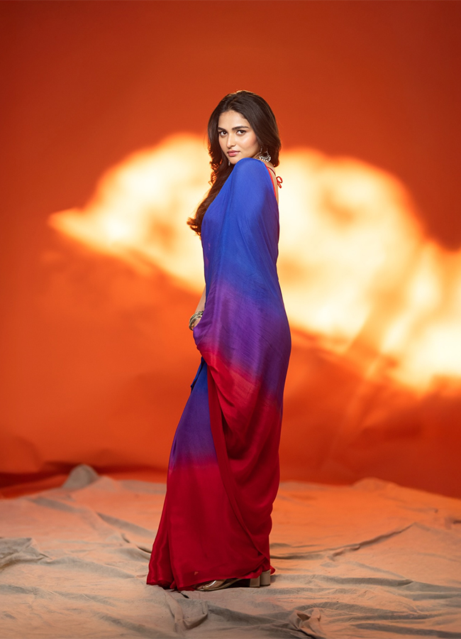 Actress Kayadu Lohar Beautiful Pictures HD7