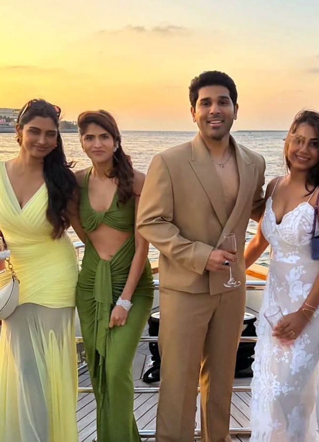 Allu Sirish's bachelor party in Dubai (Photos)7