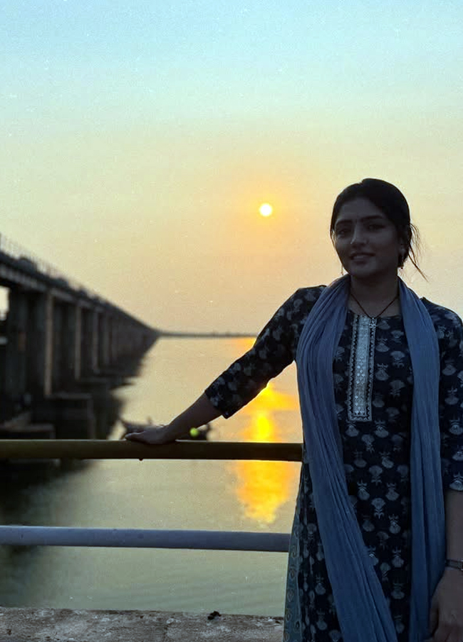 Eesha Rebba shared 'Om Shanti' movie memories (Photos)12