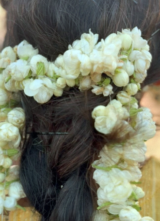 Eesha Rebba shared 'Om Shanti' movie memories (Photos)16