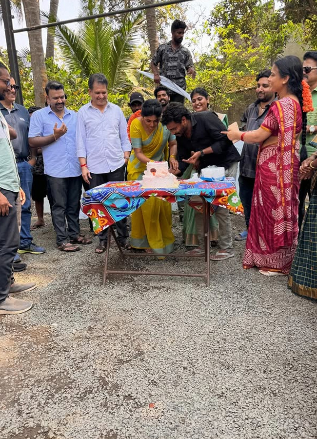 Eesha Rebba shared 'Om Shanti' movie memories (Photos)19