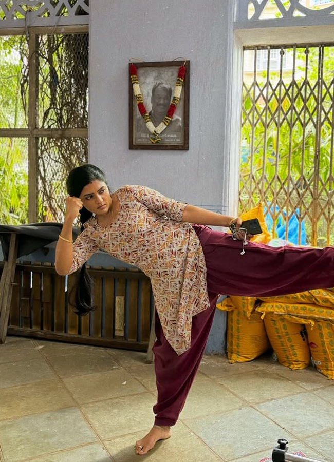 Eesha Rebba shared 'Om Shanti' movie memories (Photos)7