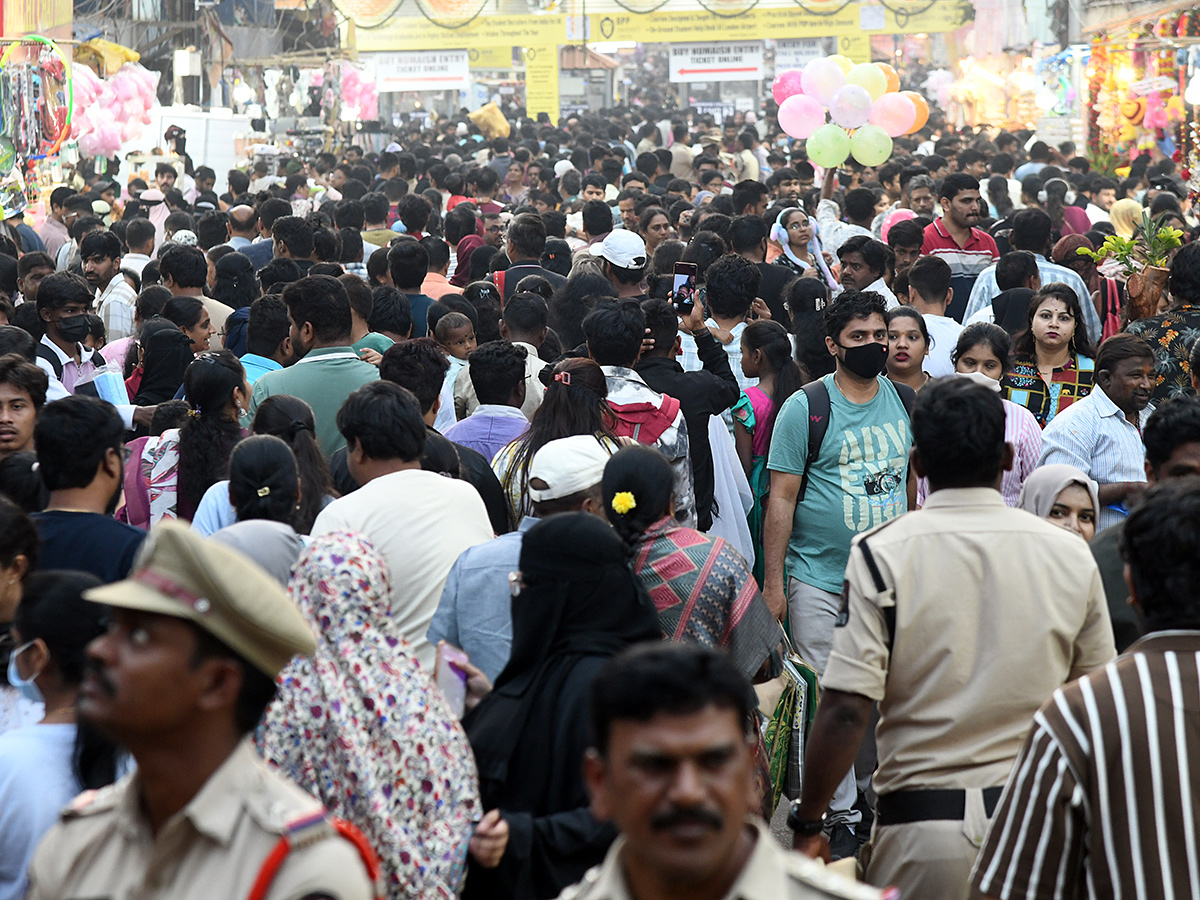 Heavy Rush In Numaish Exhibition 2026 Photos13