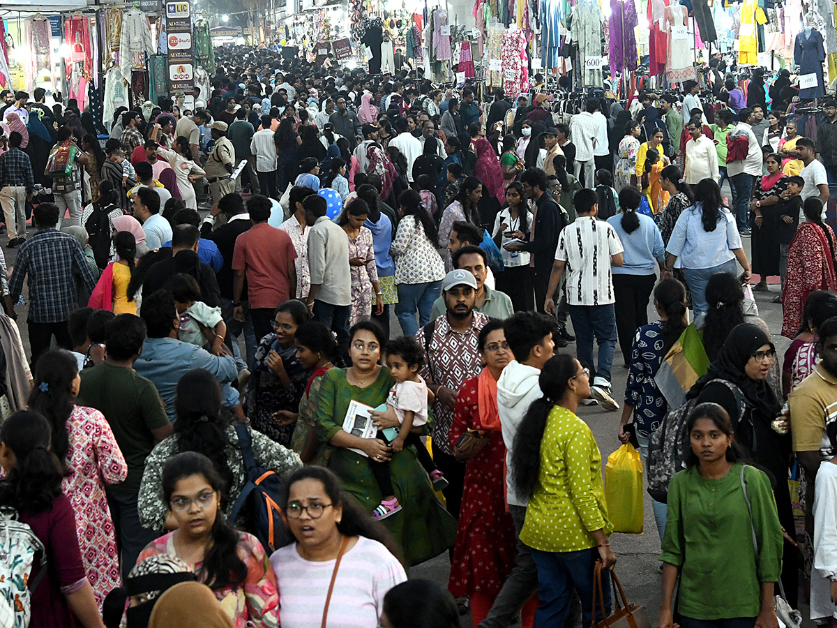 Heavy Rush In Numaish Exhibition 2026 Photos19