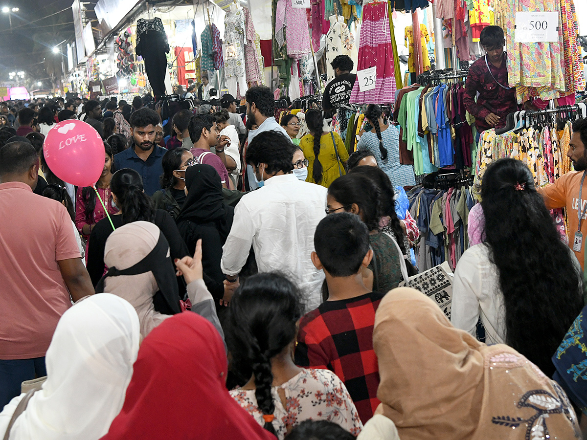 Heavy Rush In Numaish Exhibition 2026 Photos6