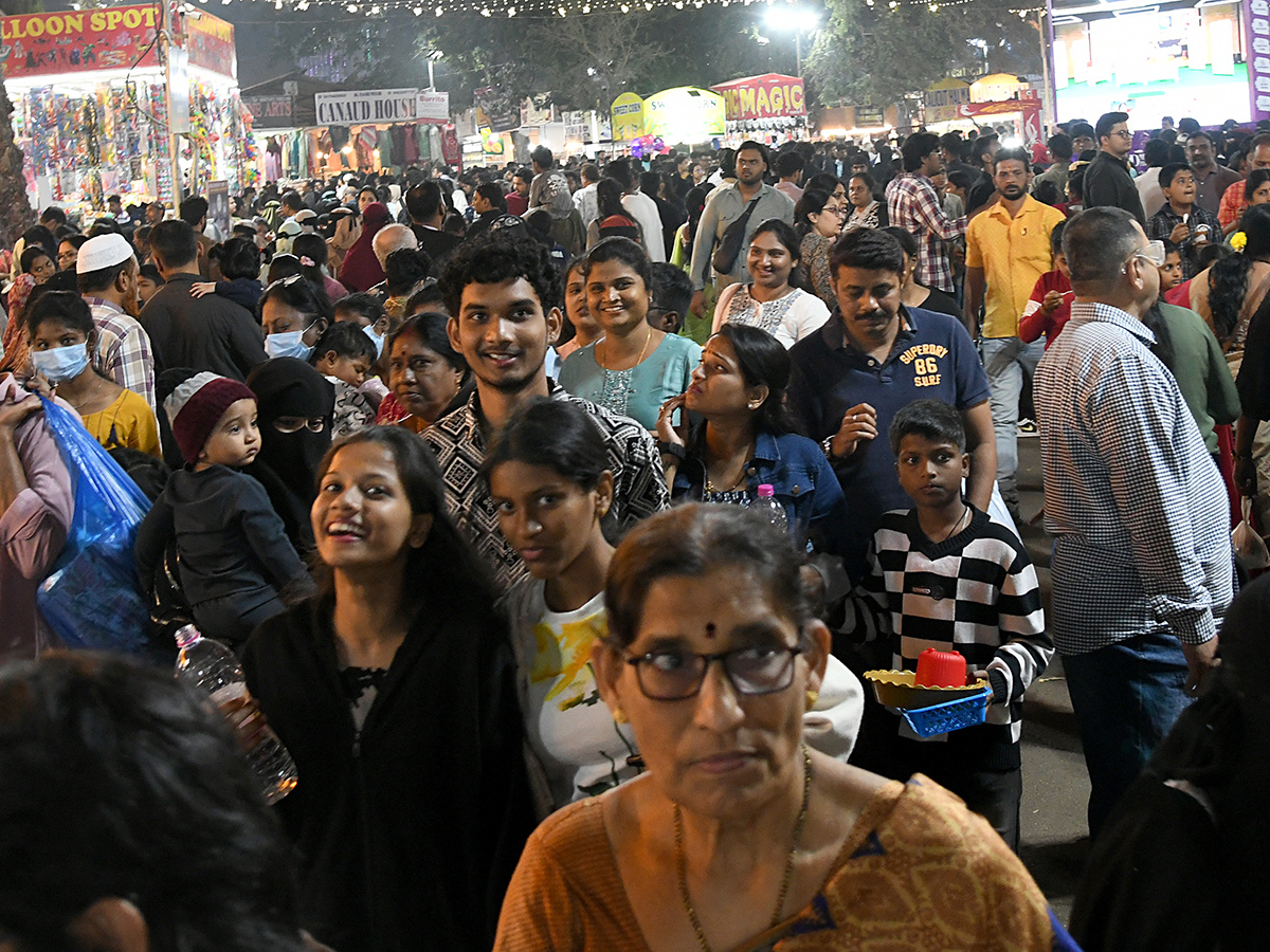 Heavy Rush In Numaish Exhibition 2026 Photos9