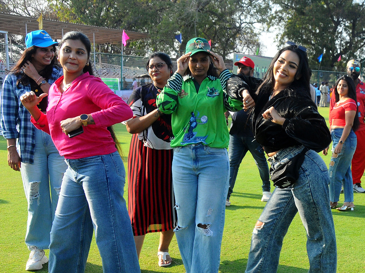 TV Actress Dance at Anantapur Cine Celebrities Cricket10