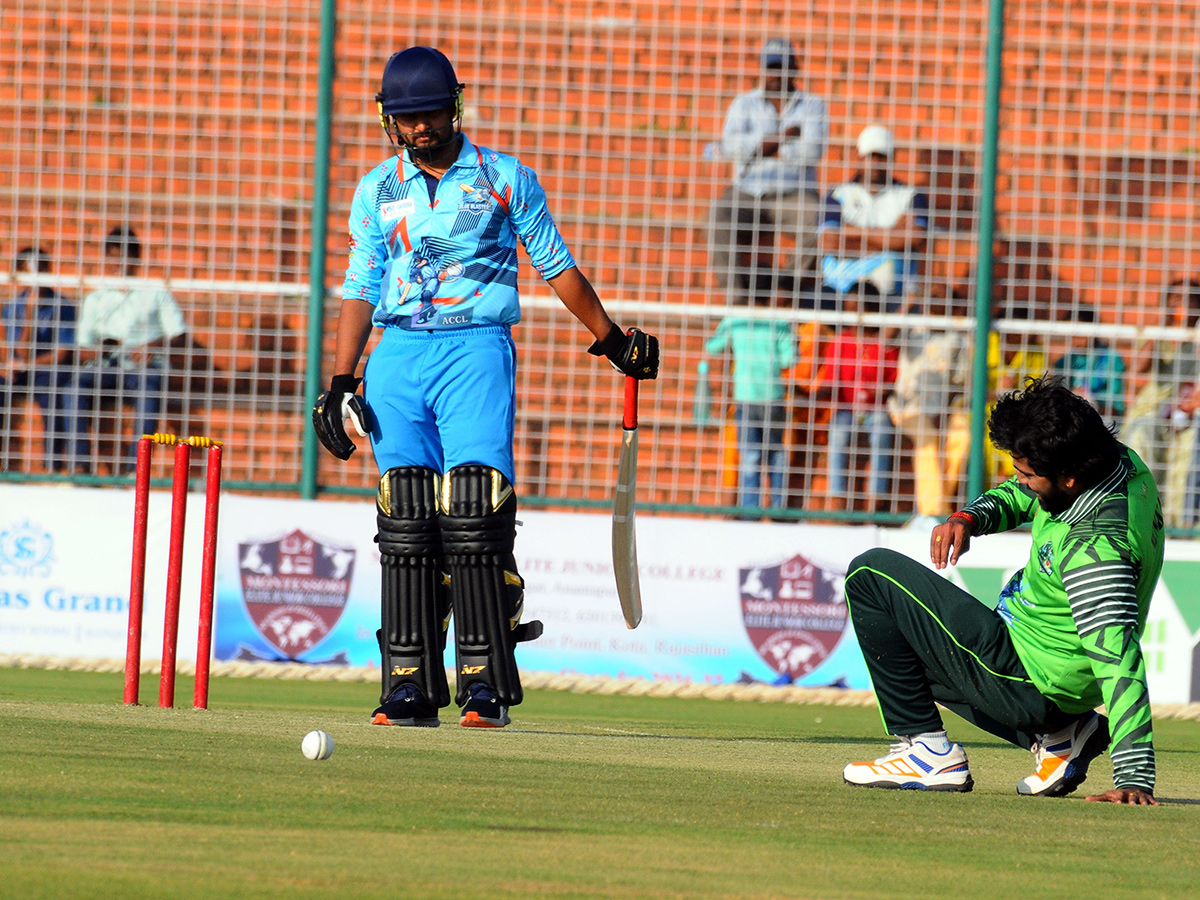 TV Actress Dance at Anantapur Cine Celebrities Cricket12