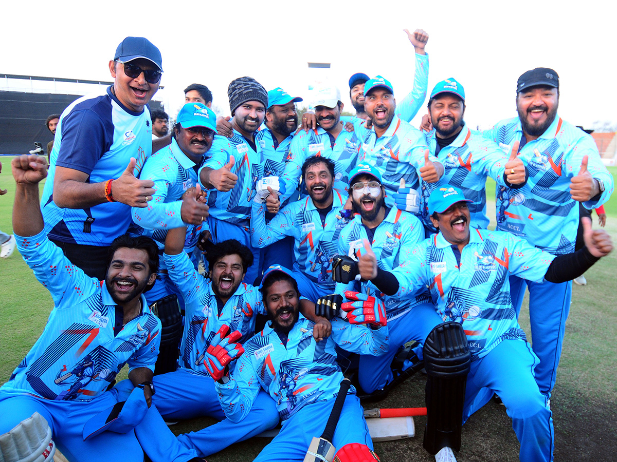 TV Actress Dance at Anantapur Cine Celebrities Cricket23