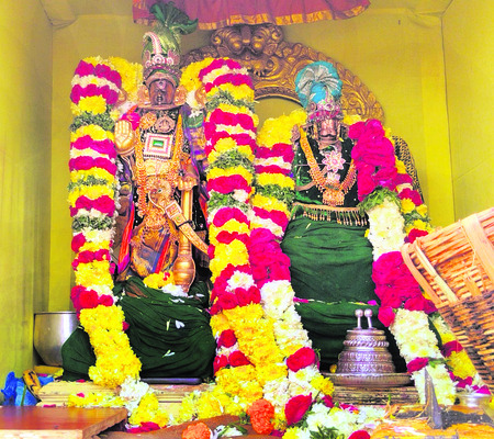 అహోబిలం చేరుకున్న పార్వేట పల్లకీ1