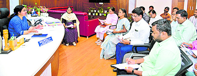 కలెక్టర్‌ బృందం గోవా పర్యటన 1