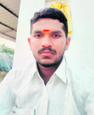 గుర్తుతెలియని వాహనం ఢీకొని వ్యక్తి మృతి1