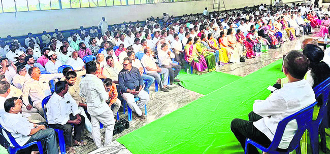 కార్యకర్తలకే రాజ్యాధికారం 1