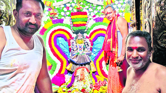 వైభవంగా ముగిసిన గంగ జాతర 1