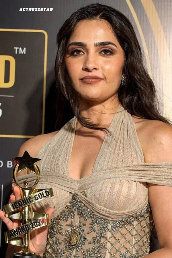 Actress Rukmini Vasanth Stunning Visuals At The Iconic Gold Award Night 2026 Photos5