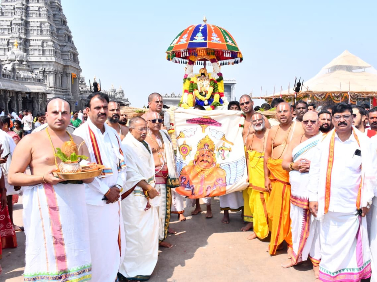 Annual Brahmotsavams Begin at Yadagirigutta Temple2