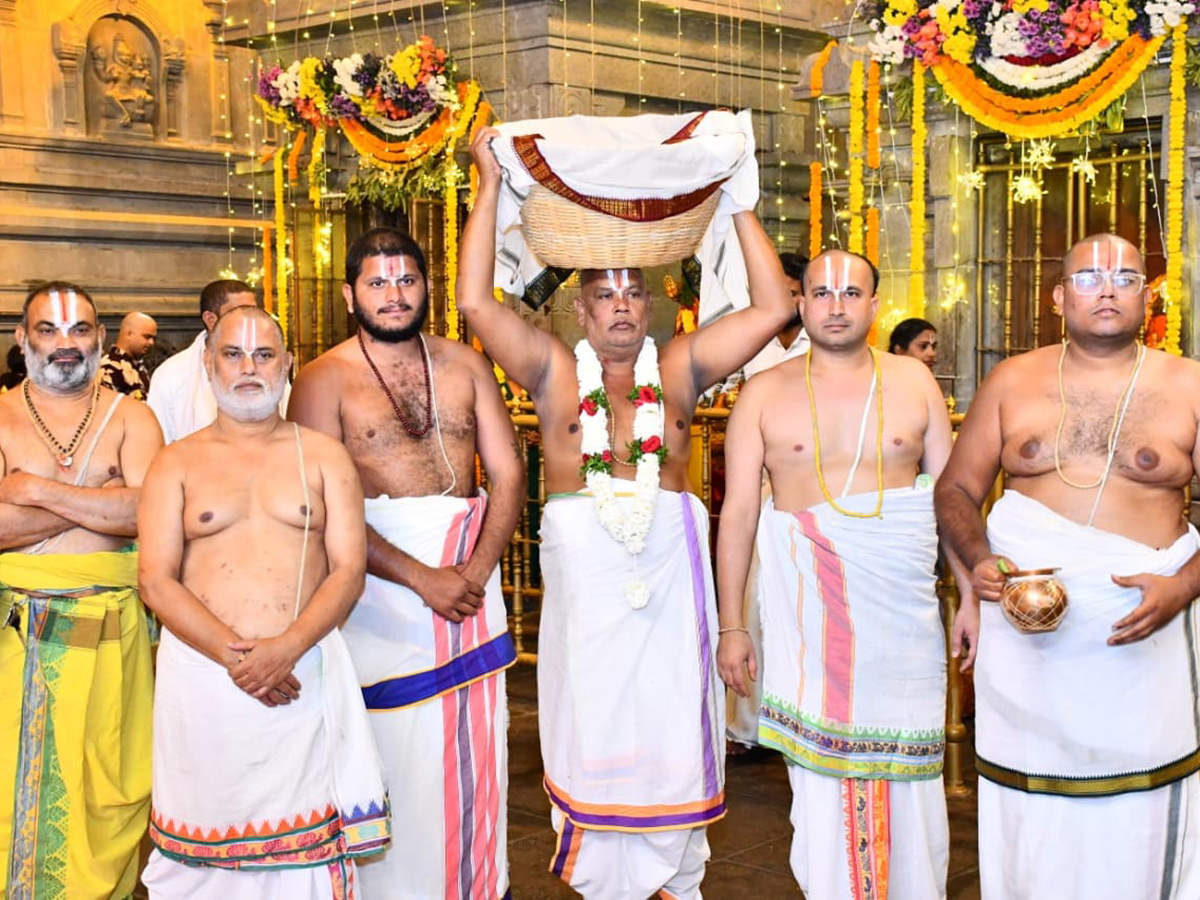 Annual Brahmotsavams Begin at Yadagirigutta Temple7