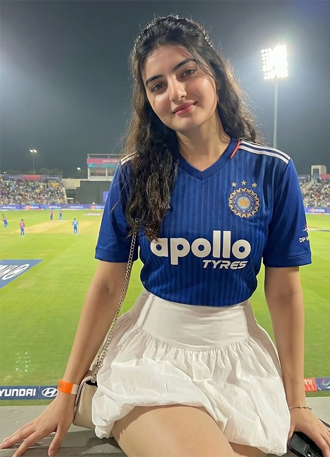 Social Media Trending Aira Rawat Viral Photos2