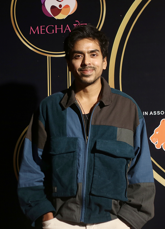 picture during the Iconic Gold Awards in Mumbai8