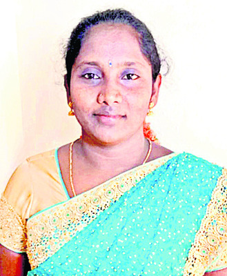 ‘ఈ–నారీ’తో పని ఒత్తిడి 
3