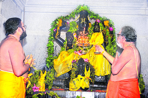 డబ్బులిస్తారట! 3