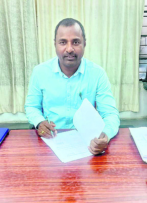 బొకేలు, శాలువాలు వద్దు.. నోట్‌బుక్స్‌, పెన్నులు తెండి3