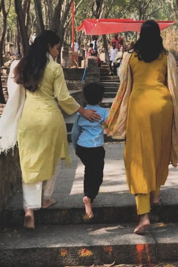 Tollywood Actress In Tirumala Srivari Temple Photos7