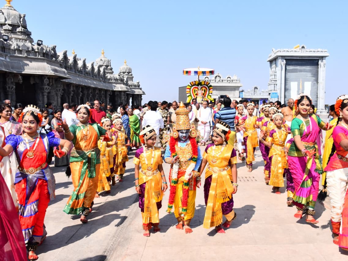 Yadagirigutta Sri Lakshmi Narasimha Swamy Annual Brahmotsavam4