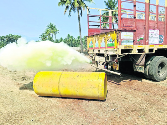 మోగిన మాక్‌ సైరన్‌ 2