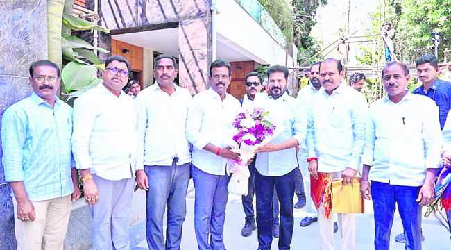 జాతీయస్థాయి కబడ్డీ పోటీలకు జిల్లా క్రీడాకారులు 
1