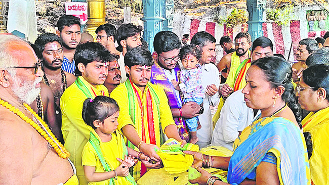 దుర్గమ్మ హుండీ ఆదాయం రూ.2.89 కోట్లు 1