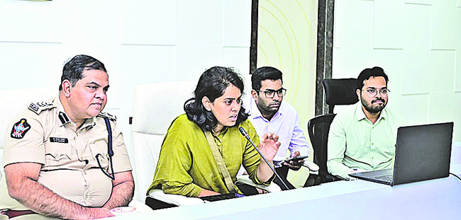 అన్నవరప్పాడుకు  పోటెత్తిన భక్తులు 1