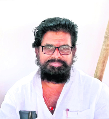 దళారులు చెప్పిందే ధర! 
1