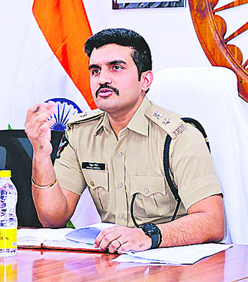 పరీక్షలకు పటిష్ట బందోబస్తు 1