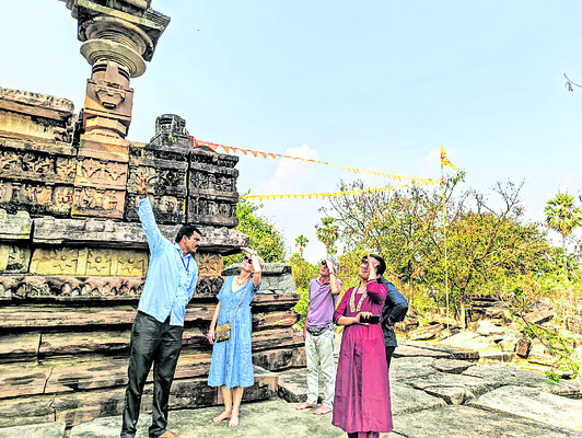 రజకులపై దాడి అమానుషం
1