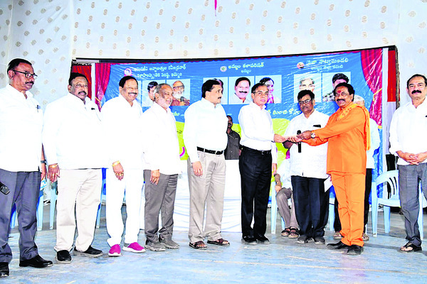 ఖమ్మం అంటేనే కళల గుమ్మం.. 1