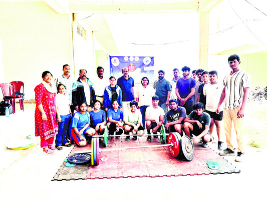 రాష్ట్రస్థాయి పోటీలకు ఎంపిక 1