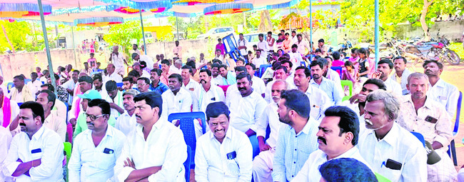 రికార్డు స్థాయిలో ‘రచ్చబండ’1