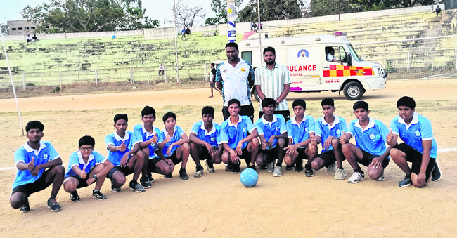 హోరాహోరీగా సీఎం కప్‌ క్రీడలు 2