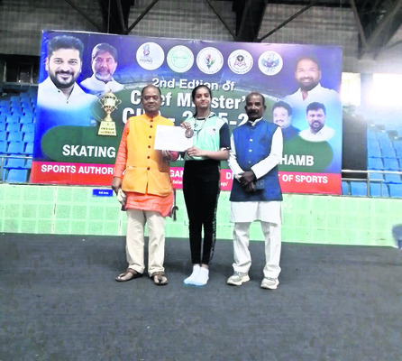 యోగా పోటీల్లో లక్ష్మీప్రహర్షకు కాంస్యం 1