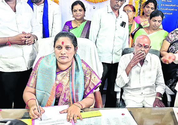 నగర అభివృద్ధికి కృషి చేయాలి1