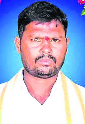 ట్రాక్టర్‌ డ్రైవర్‌ ఆత్మహత్య2