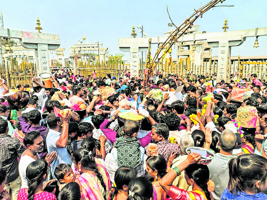 విద్యార్థుల సామర్థ్యాల పెంపునకు కృషి2