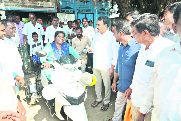 ప్రశాంతంగా గురుకులాల ప్రవేశ పరీక్ష 
1