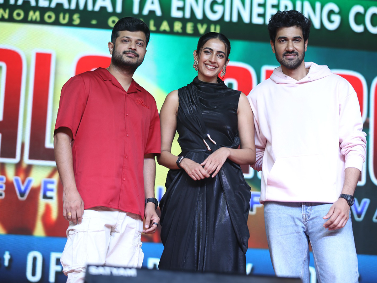 Niharika Konidela Raakaasaa Movie Promotion At Amalapuram8